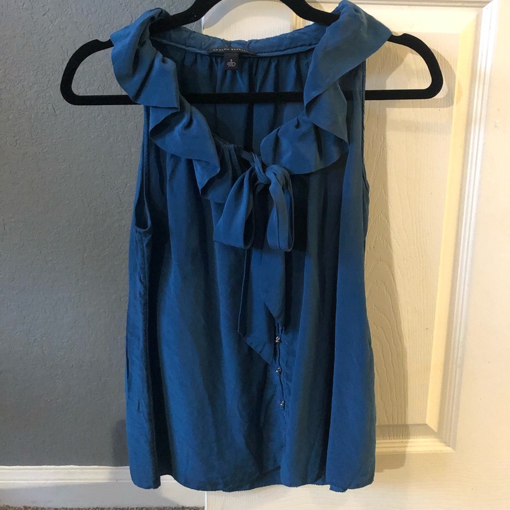 Fun ruffle collar blouse!